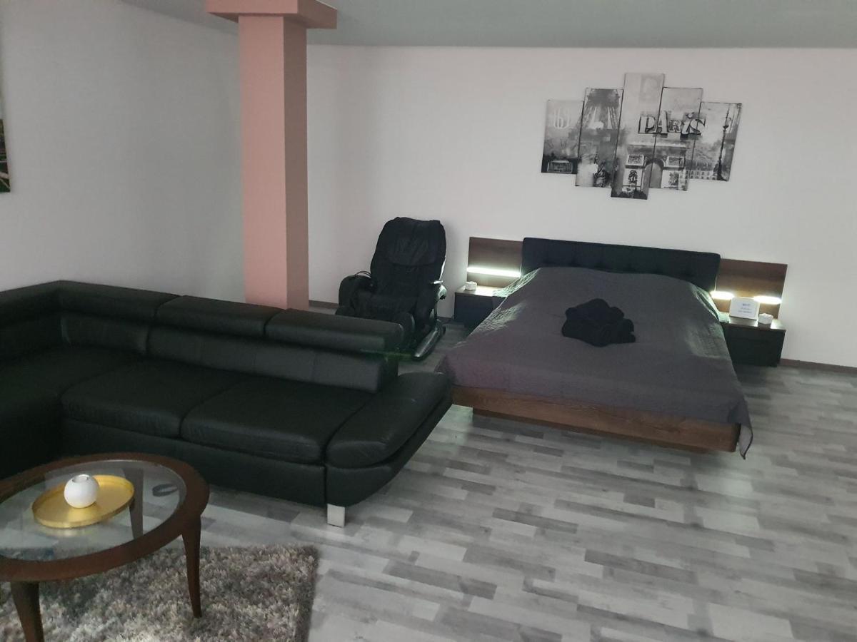 Apartamenty Jacuzzi, klima, wifi, Zielona Góra Zewnętrze zdjęcie